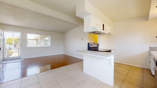 Building Photo - 1210 Amethyst St Unit D