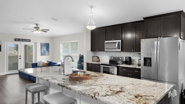 Photo - 631 Doe Cove Pl