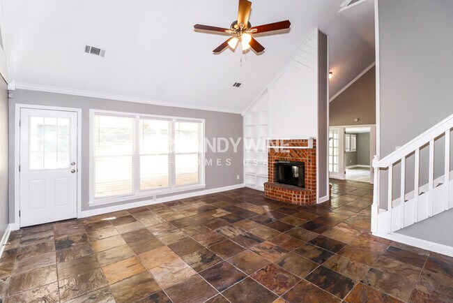 Photo - 8606 Dena Cove W