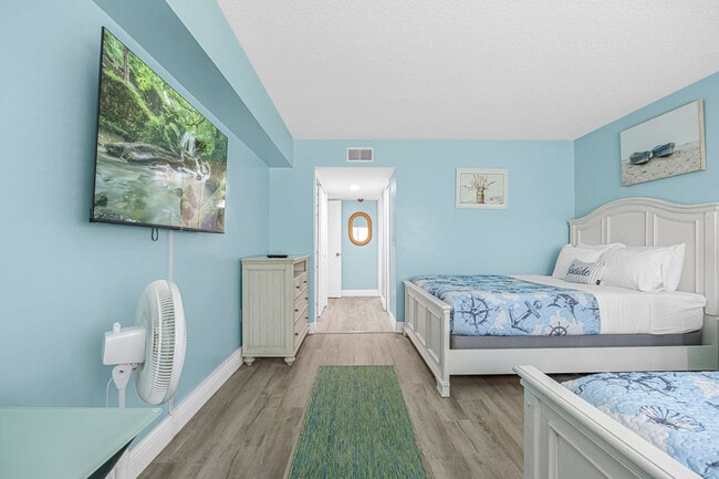 Photo - 39 Tulip Ave Unit FL1-ID1044373P