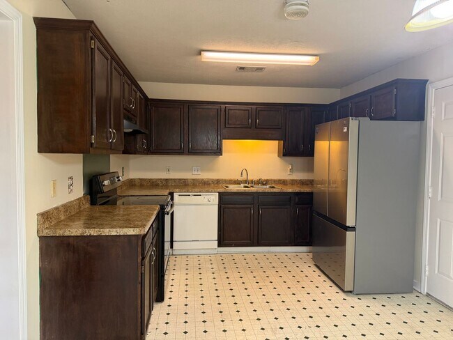 4422 Blake Cir