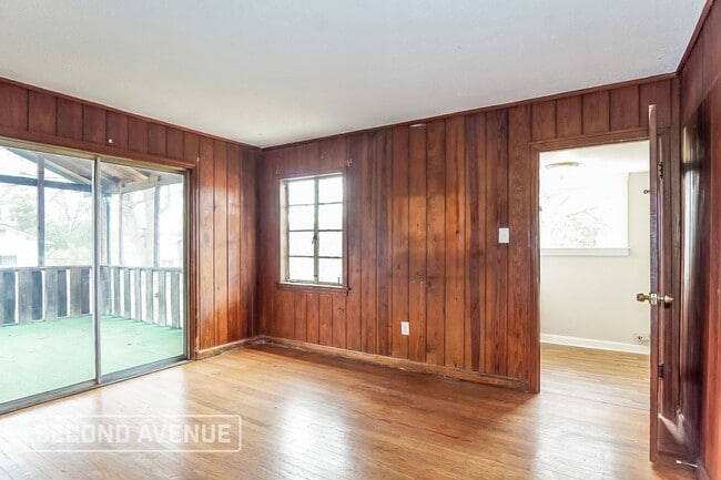 Photo - 4105 Avenue Q