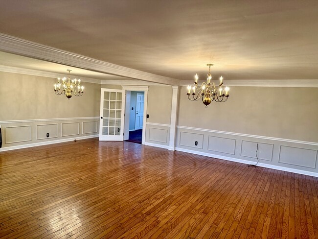 Photo - 460 Mississippi St