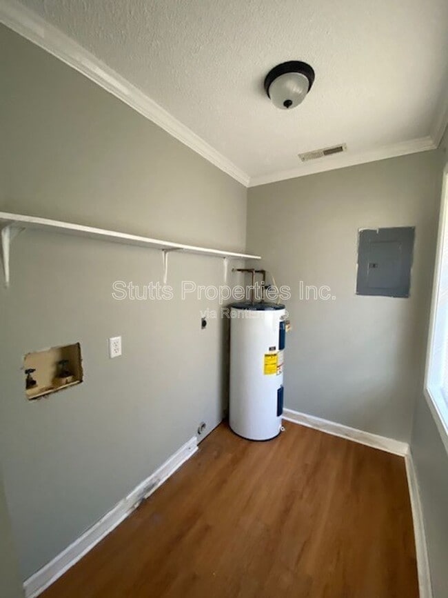 Photo - 541 Dulin St