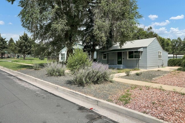 Photo - 623 Iowa Ave