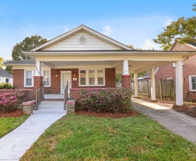 Building Photo - 1015 S Hawthorne Rd