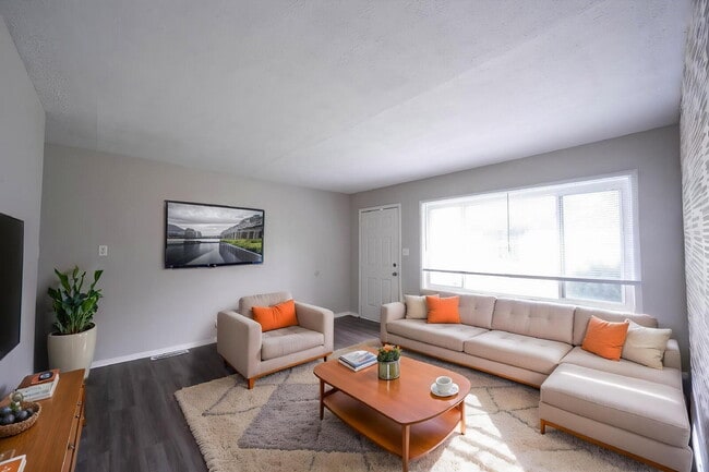 Photo - "Charming 3-Bedroom Home in Indianapolis with Modern Comforts!"