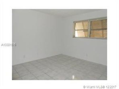 Photo - 2832 Fillmore St