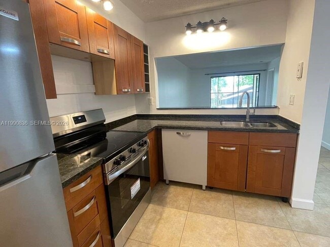 Photo - 3410 Foxcroft Rd Unit 213