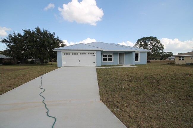 Amazing 3 BD/2BA Home in Sebring!! - Amazing 3 BD/2BA Home in Sebring!!