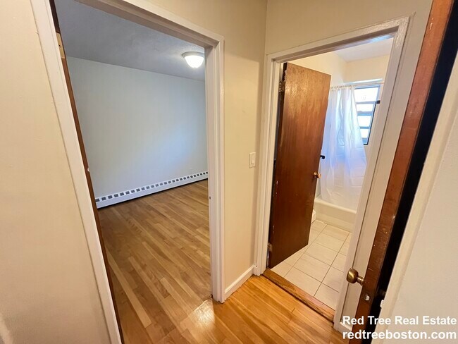 Photo - 59 Parkman St Unidad 2A