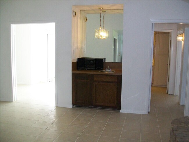 Photo - 2526 Valley Forest Dr