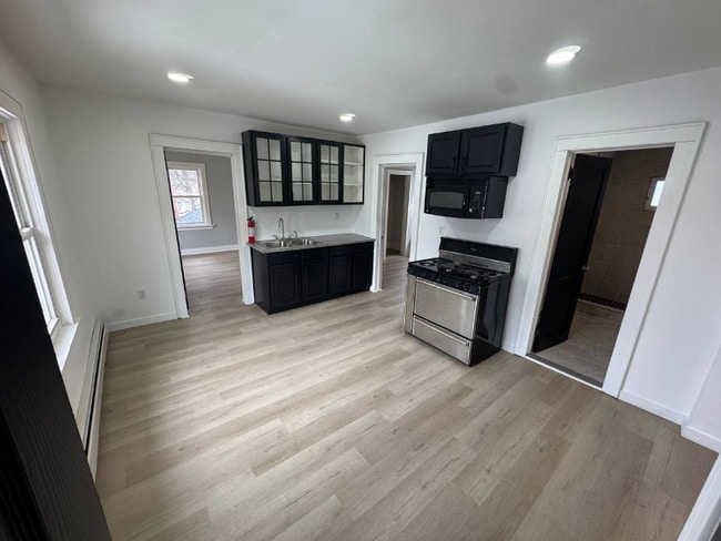 287 6th St Unidad 287 6th st Apt 2