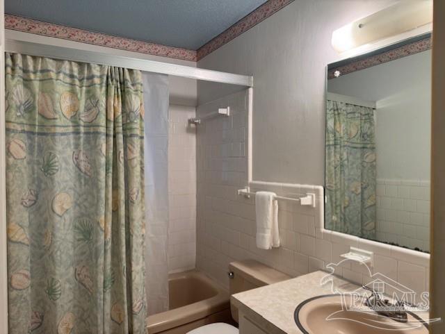 Photo - 4090 Arbutus Dr