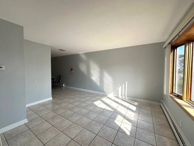 Photo - 1 Cora St Unit 4