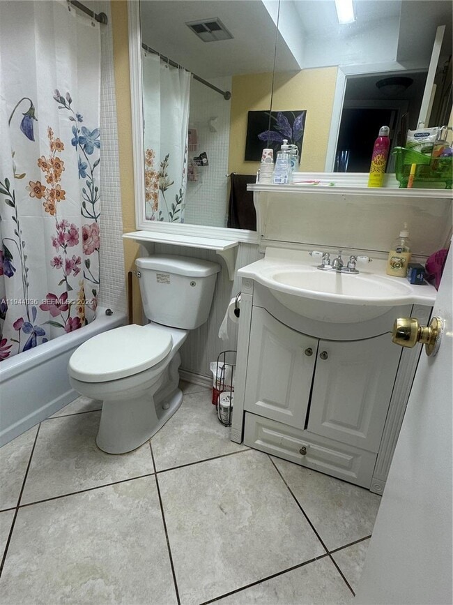 Photo - 8590 Sunrise Lakes Blvd Unit 109