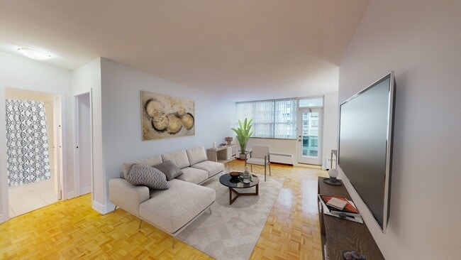 Photo - 88 Redpath Avenue