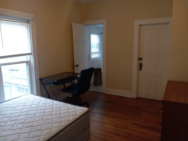 Photo - 33 Lincoln Ave