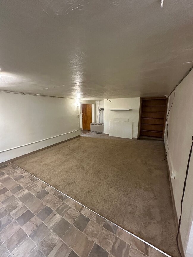 Photo - (487) 25th Street Duplex 2 Bdrm / 1 Bthrm Unidad 1036-B