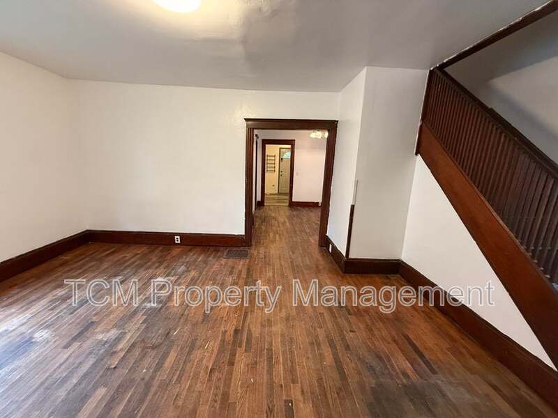 Photo - 132 N Gorham St