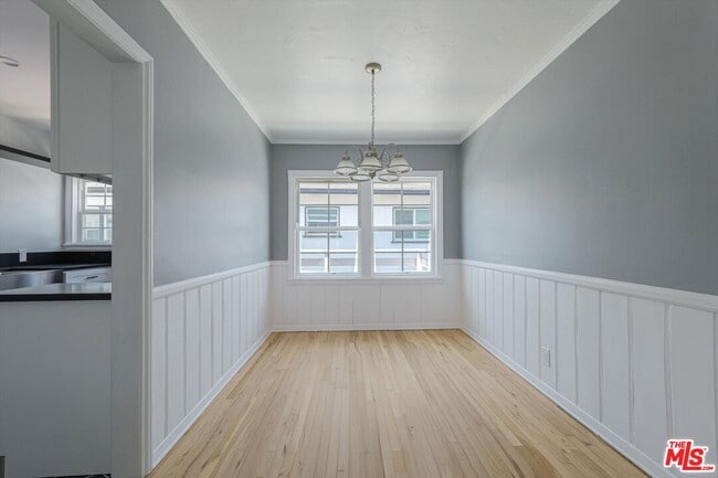 Photo - 11683 Chandler Blvd