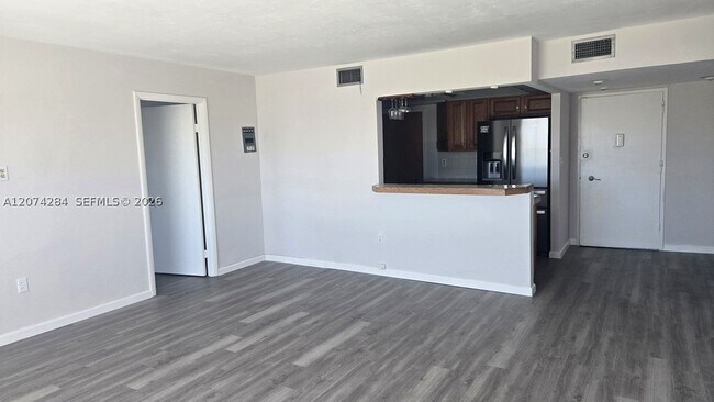 Photo - 8024 Tatum Waterway Dr Unit 6B