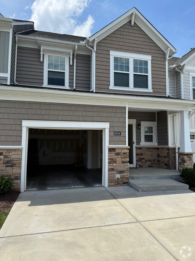 Building Photo - 6604 Way Point Dr, North Chesterfield, VA ... Rental