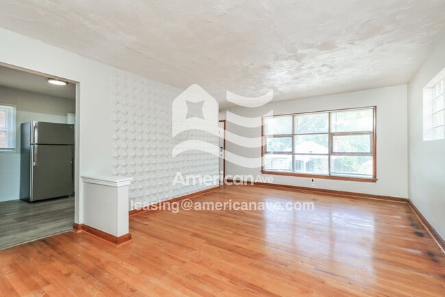 Photo - 4422 June Ave