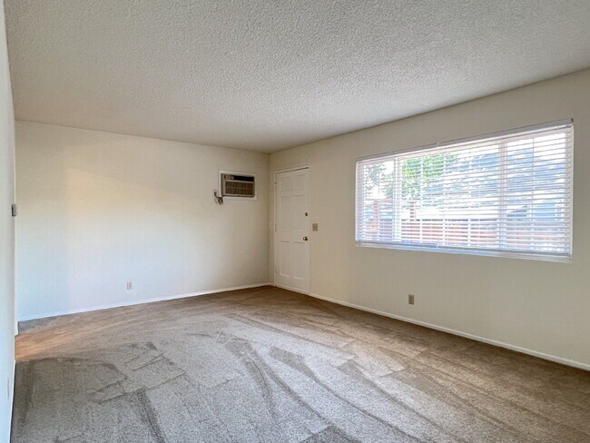 Photo - Charming Duplex Near Downtown Santa Rosa!