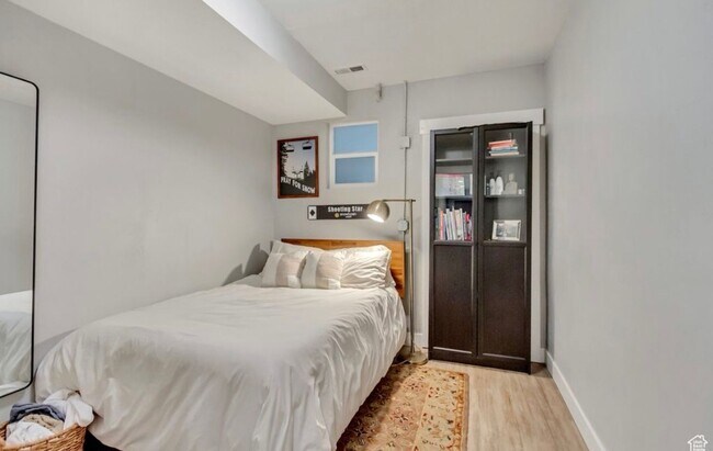 Photo - 2 Bedroom, 1 Bathroom