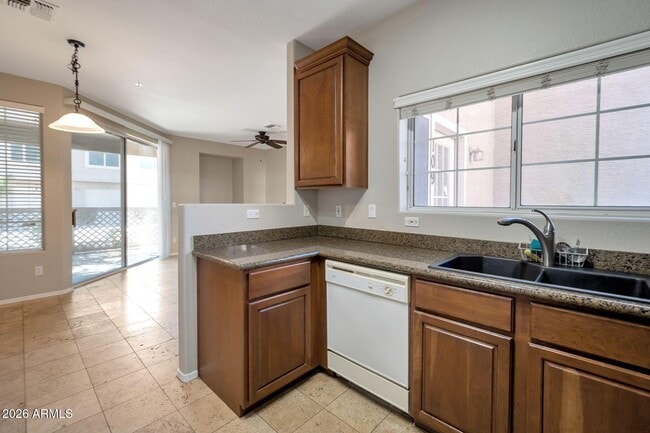 Photo - 1633 E Lakeside Dr Unit 109
