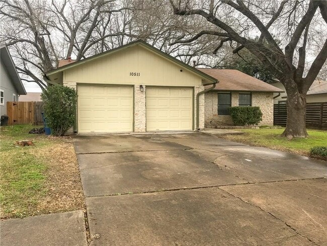 Photo - 10511 Robinwood Cir