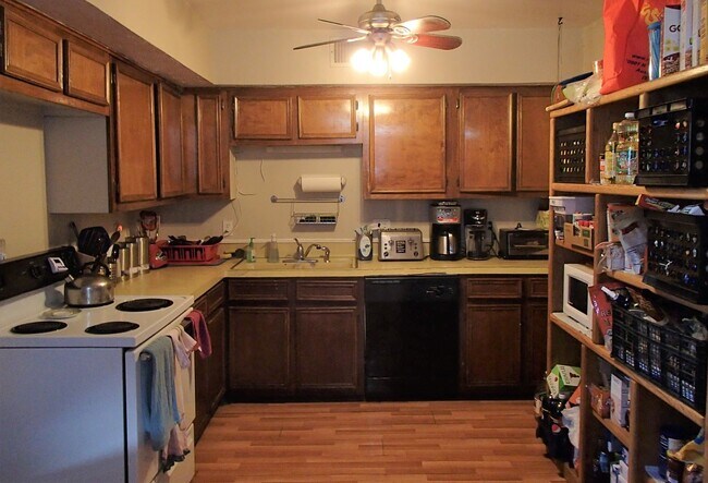 Photo - 4511 Avenue B Unit B