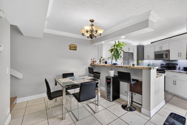 Photo - 8164 Thames Blvd