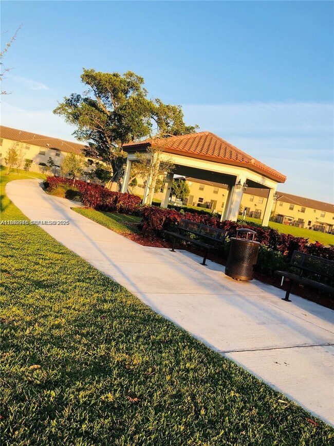 Photo - 11762 SW 253rd St Unit 1