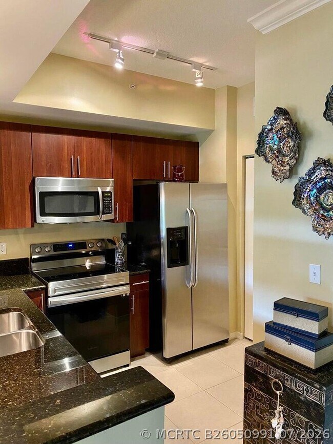 Photo - 4905 Midtown Ln Unit 2104