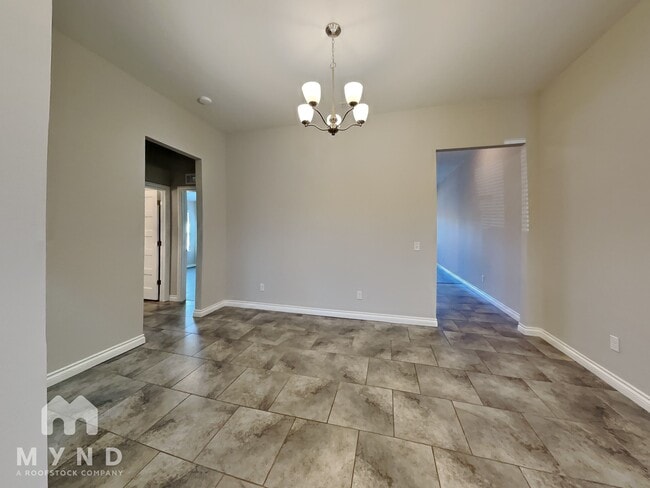 Photo - 1017 Merlin Dr