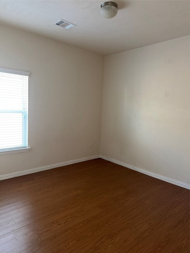 Photo - 7534 Abbey Point Ln