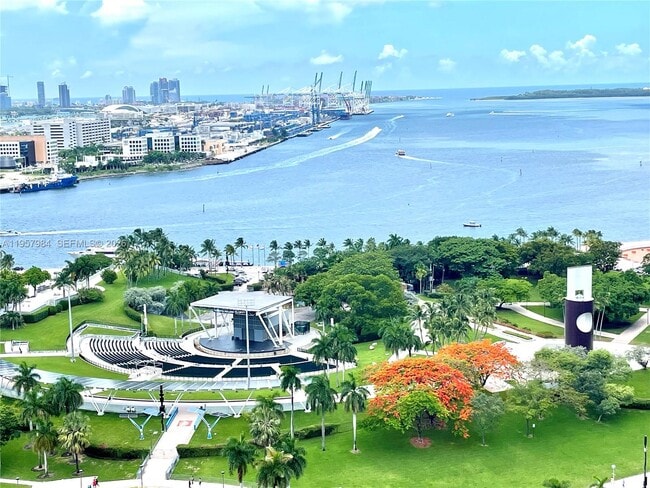 Photo - 244 Biscayne Blvd Unidad 2309