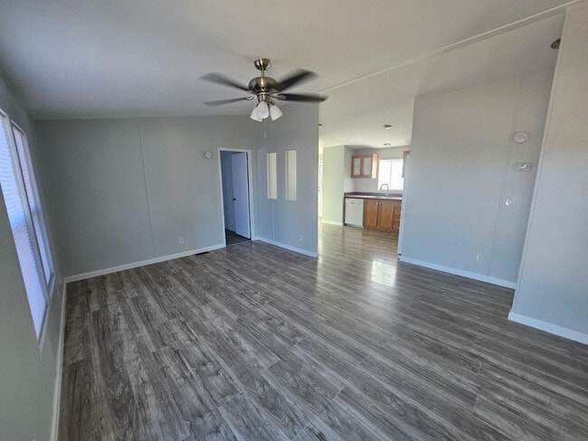 Building Photo - 725 S 97th Way