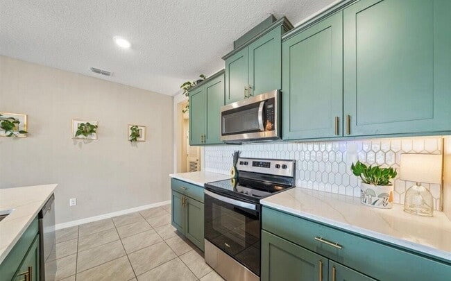 Photo - 1267 Casey Ave