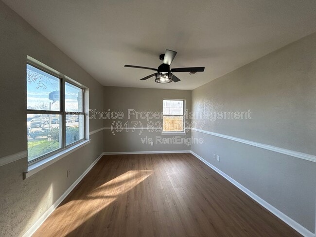 Photo - 5929 Gayle Dr