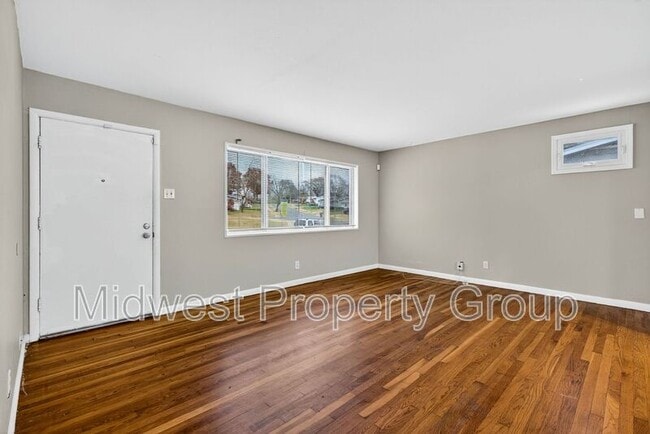 Photo - 1395 Acredale Dr