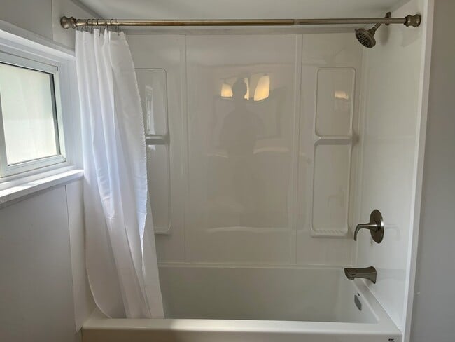 Photo - 259 Sidney St Unit B