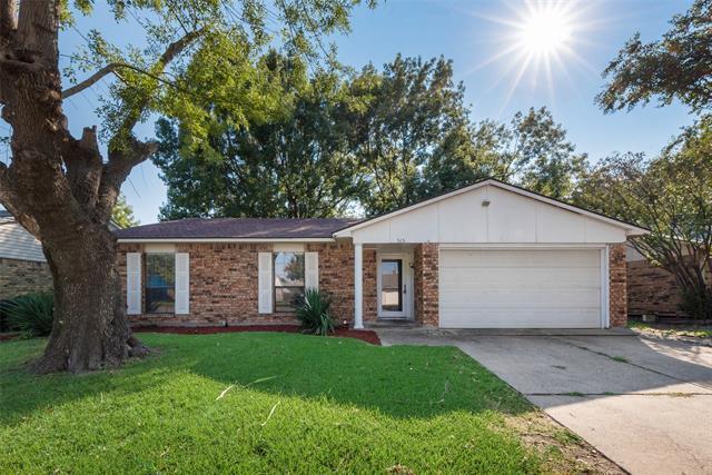 Photo - 515 Forestwood Dr