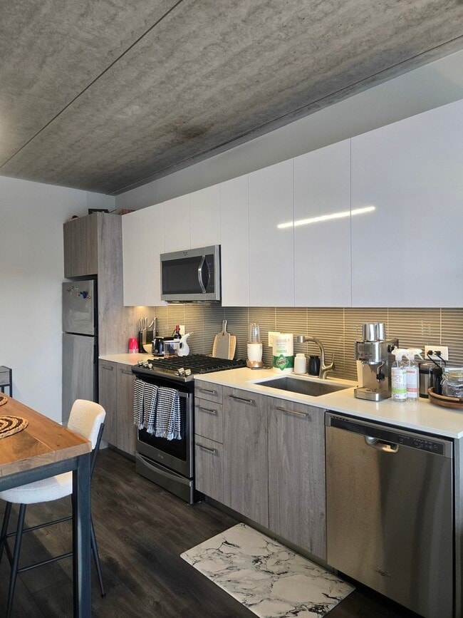 Photo - 1743 N Leavitt St