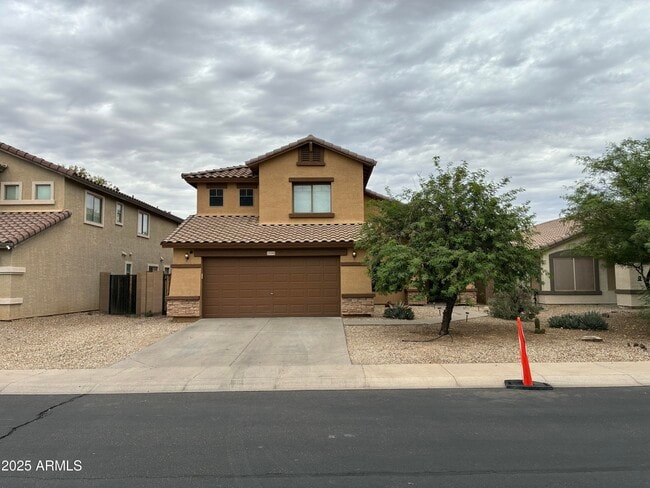 Photo - 25550 W Pioneer St