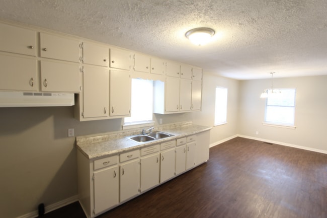 Photo - 816 Vanderbilt St