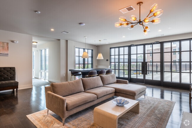 Resident Lounge - The American