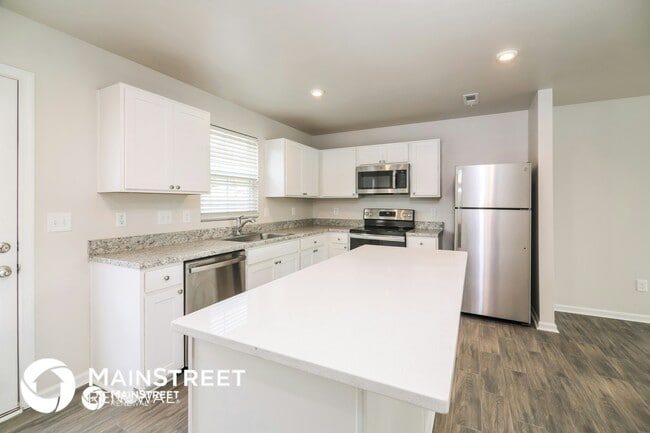 Photo - 24 Bellini Dr